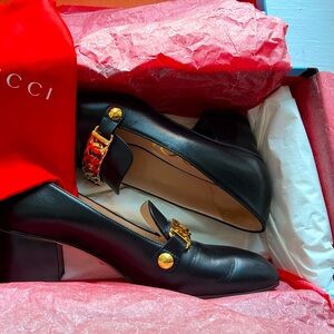 Gucci, Sylvie leather pump
